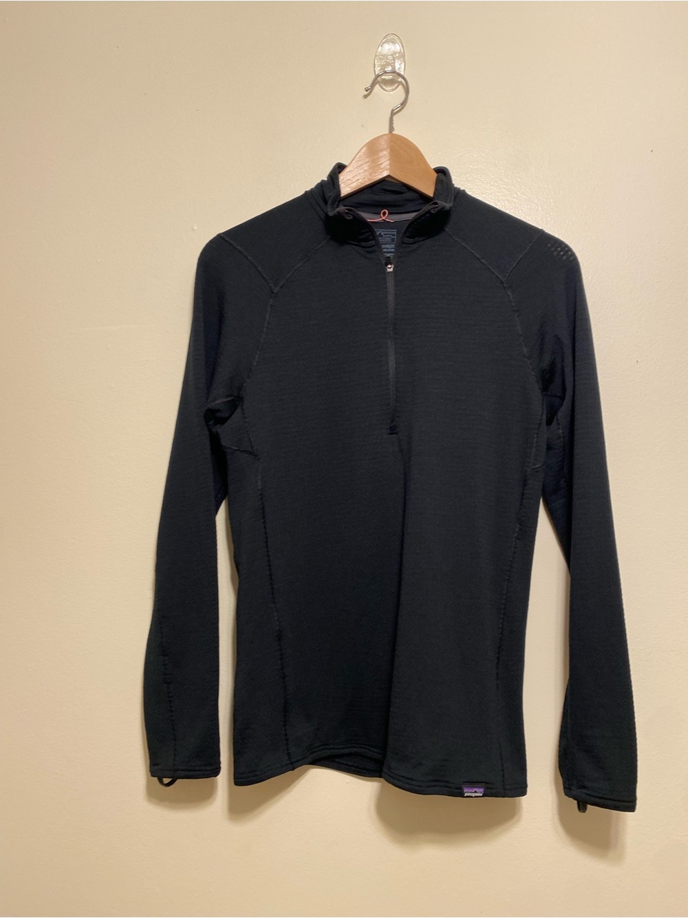 Patagonia Thermal Weigjt Black Lightweight Midlayer. Size XS